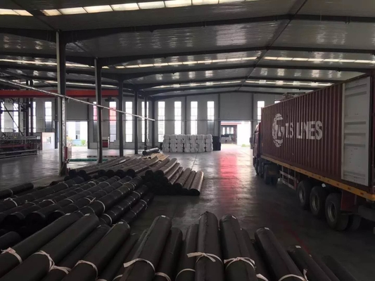 Çekim Gücü ≥15MPa Oksijen Endeksi ≥30% HDPE Geomembrane Liner Dayanıklı Su İzleyici Çözümler İçin