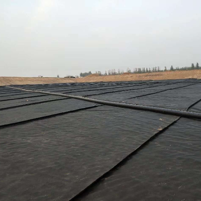 Endüstriyel Kimyasal ve Atık Su Lagünleri İçin Suya Dayanıklı Bariyer HDPE Geomembran Astar