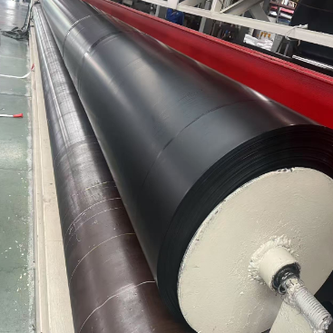 Atık Barajı ve Atık Bulamaç Havzası için Sert Madencilik HDPE Geomembran Astarı