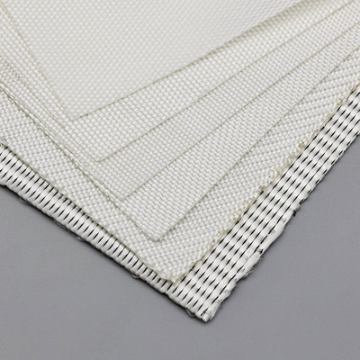 150-50kn Dokuma Geotekstil Kumaş 320gsm Yüksek Mukavemet Takviyeli