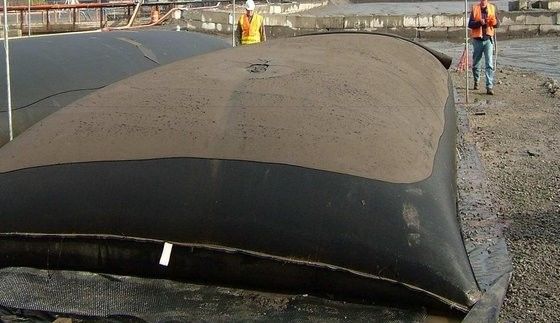Kara Kum Jeotekstil Su Çöpleri Kum Doldurulmuş Cofferdam Geri Kazanma ve Toprak Geri Kazanma Uygulamaları için Esas