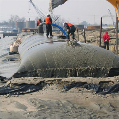 Kara Kum Jeotekstil Su Çöpleri Kum Doldurulmuş Cofferdam Geri Kazanma ve Toprak Geri Kazanma Uygulamaları için Esas
