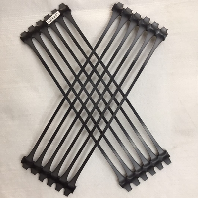 PP HDPE Plastik Geogrid Mesh Tek Eksenli Geogrid Evrensel Toprak Stabilizasyon Izgarası