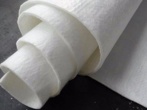 0.75 1.5mm 3mm Pürüzsüz Kompozit Geomembran HDPE Liner Rulo Tünel Depolama
