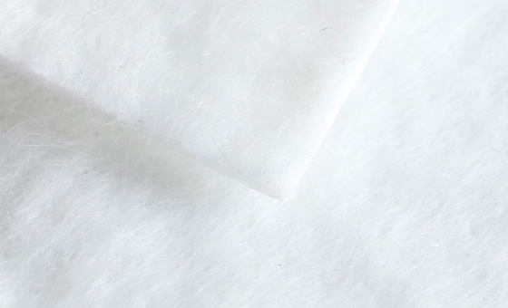 Non Woven Kumaş Anti UV Beyaz Renk Tarımsal Bitki Örtüsü