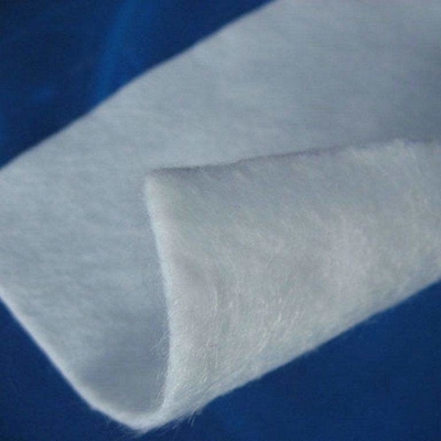 Non Woven Kumaş Anti UV Beyaz Renk Tarımsal Bitki Örtüsü
